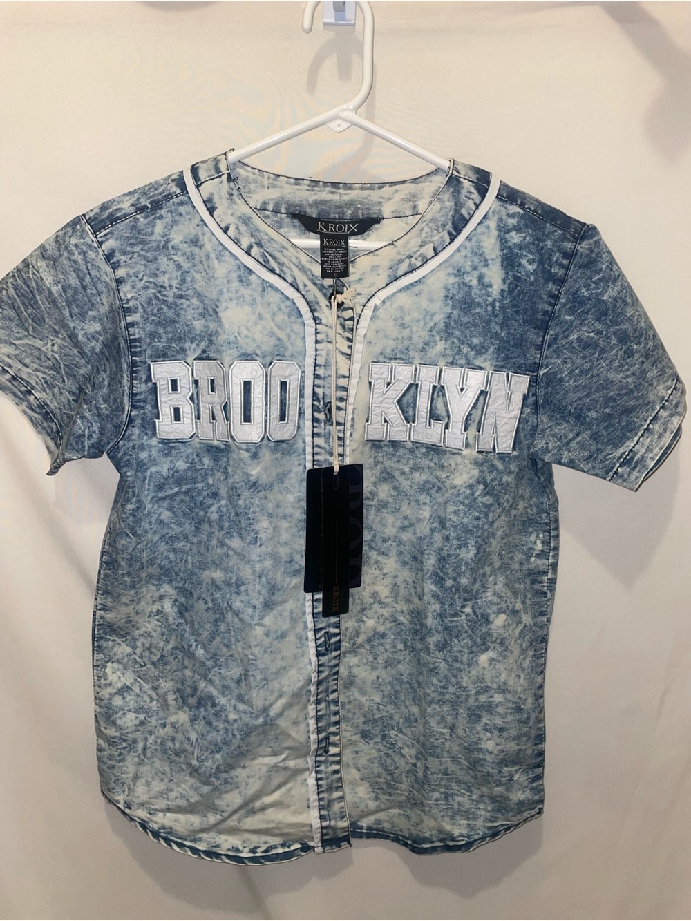 Unisex Kroix Brooklyn acid-wash denim baseball jersey Size Small